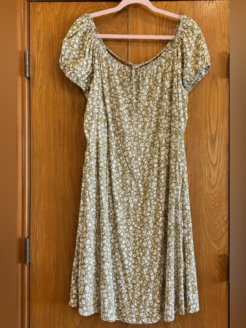 NWT Daisy & Dellah Olive Green Floral Puff Sleeve Mini Dress XL